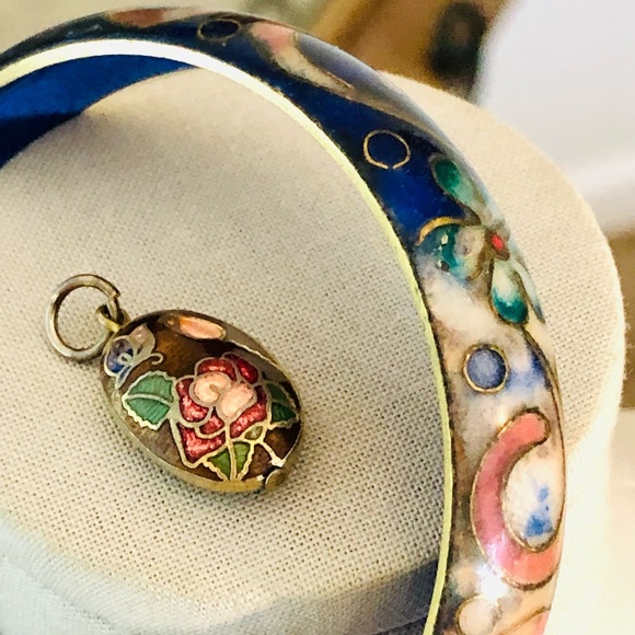 Vintage Unique Bracelet & Tiny Cloisonné Pendant - Picture 3 of 16